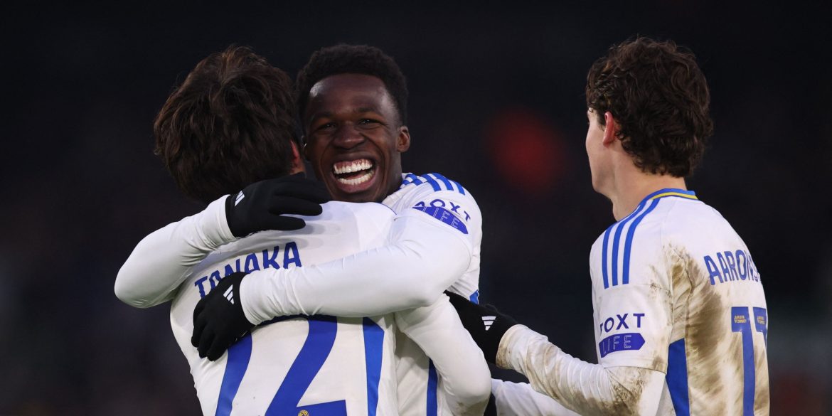 Gnonto 2.0: Farke continuing Leeds talks to sign £10m “physical monster”