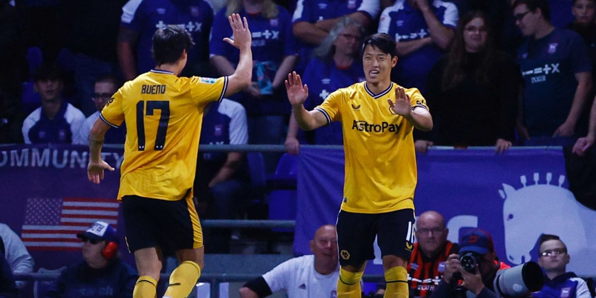Boost confirmed as "fantastic" Wolves star returns to squad vs Forest